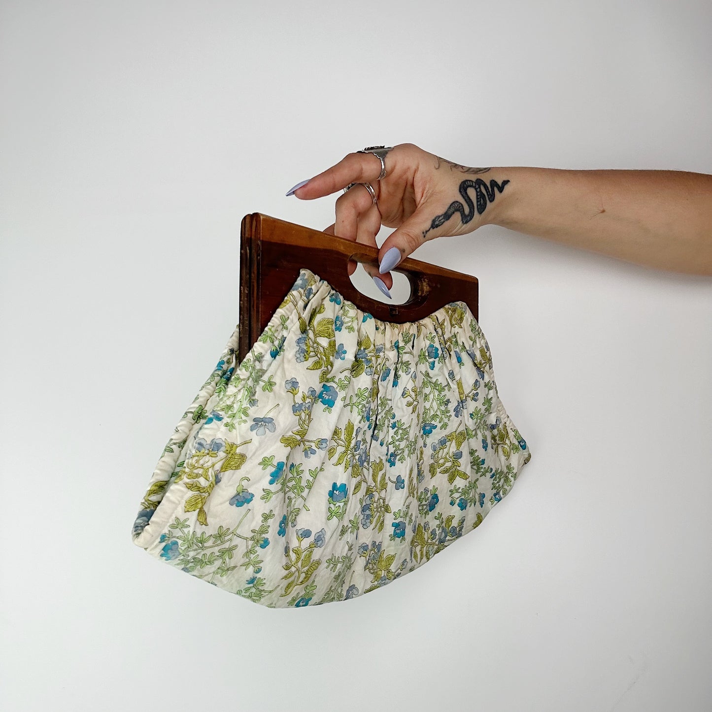 1970's Wooden Handle Floral Purse