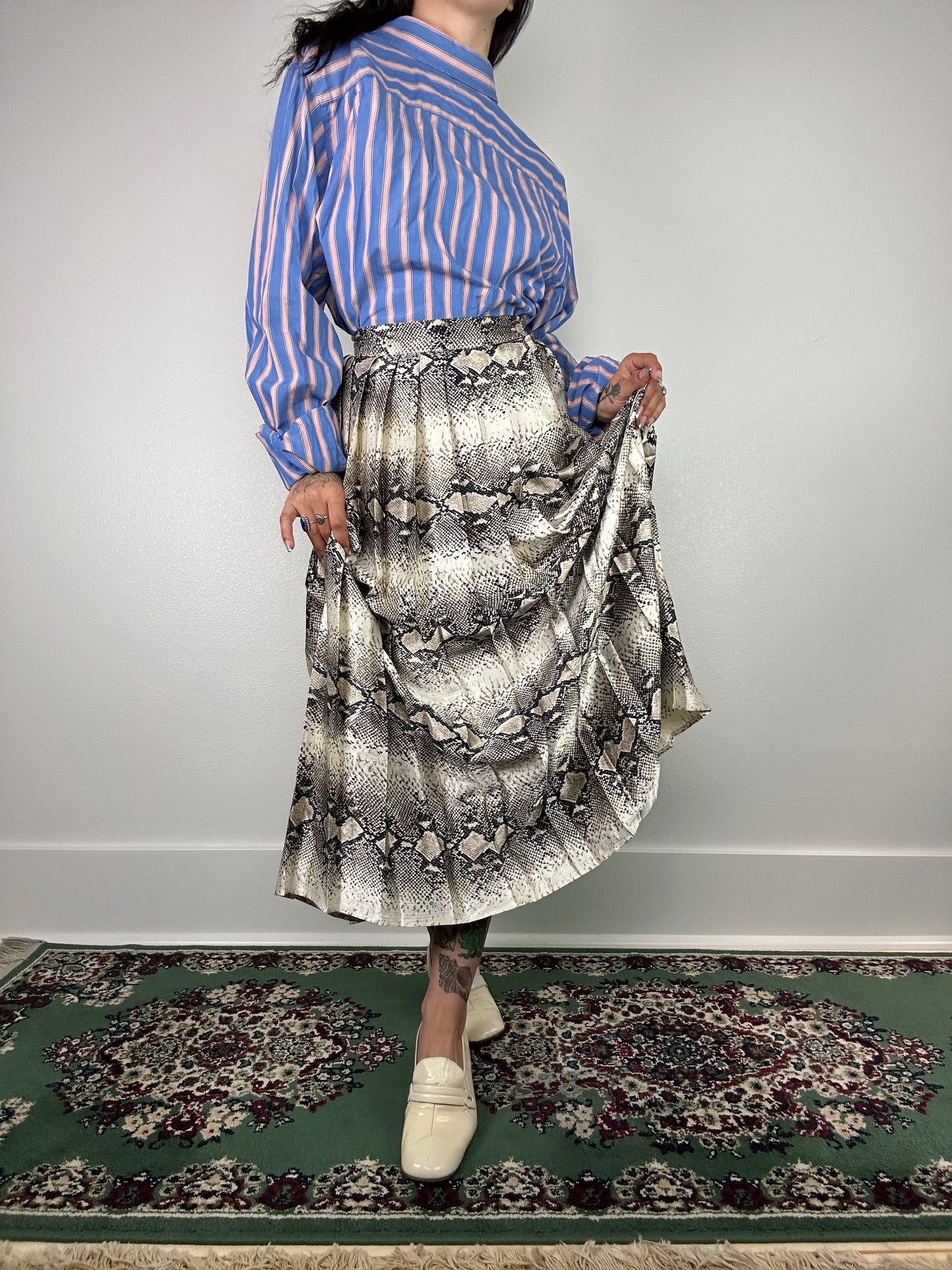 1970's Pleated Snake