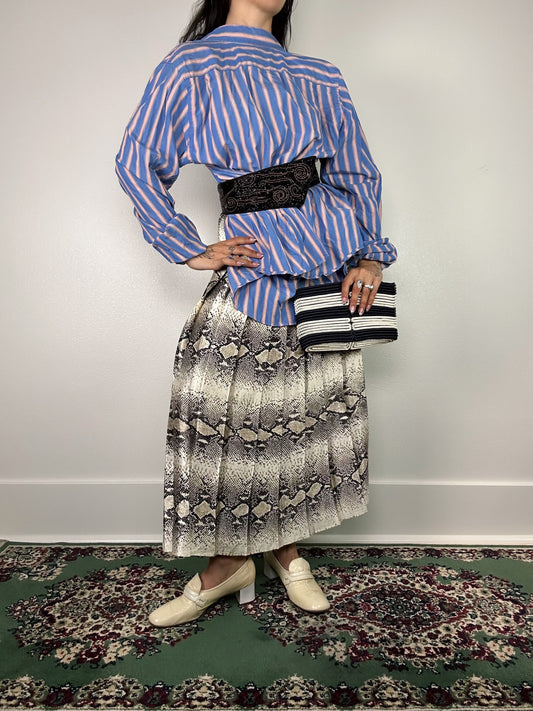 1970's Pleated Snake